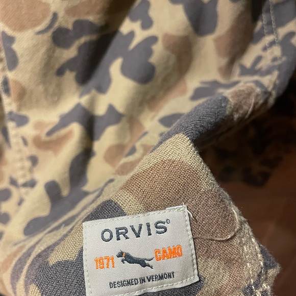 Orvis “The Perfect Flannel Shirt” camo, medium tall - Picture 6 of 10